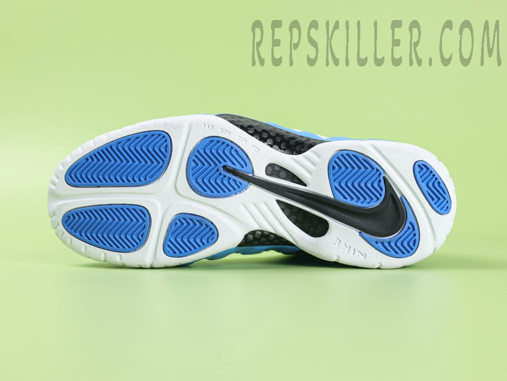 Nike Air Foamposite Pro ‘University Blue’