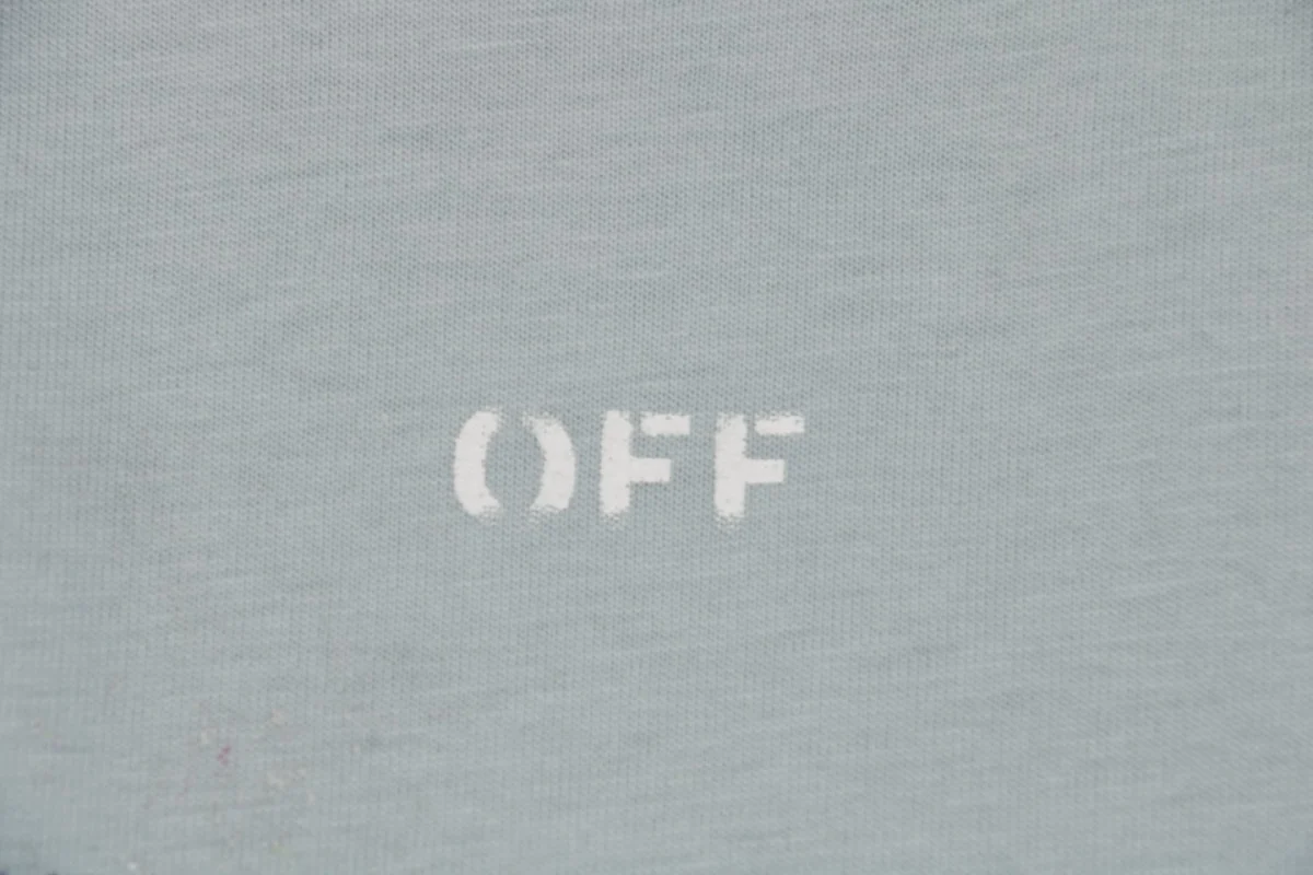 logo print