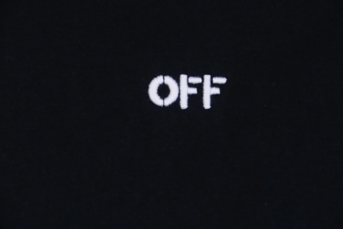 OFF-WHITE Subtle Anchor Arrows Embroidered T-Shirt