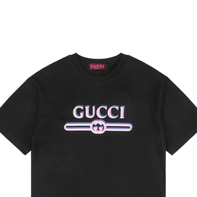 Pink & Blue G-Letter Belt Print Short-Sleeve T-Shirt12.jpeg