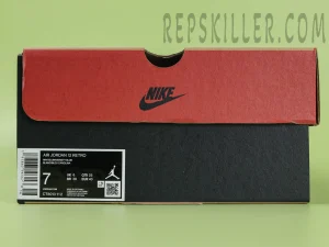 Shoe box