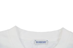 Neckline