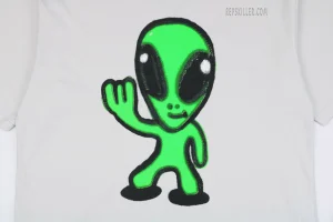Balenciaga Alien Fluorescent Graphic Print T-Shirt5.jpeg