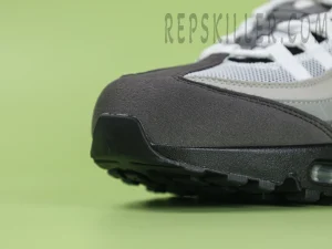 Toe cap