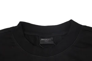 Neckline