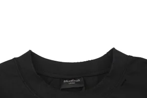 Neckline