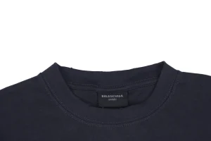 Neckline