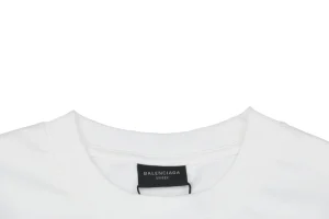 Neckline