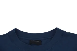 Neckline