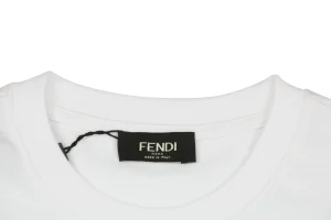 Neckline