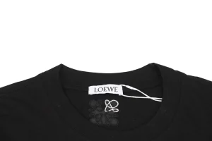 Neckline
