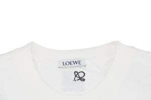 Neckline
