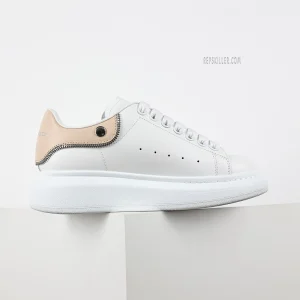 Shoe side