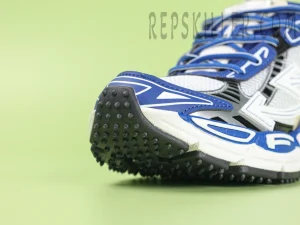 Toe cap