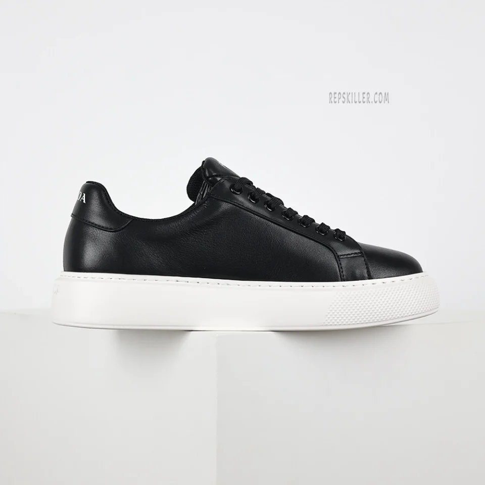Shoe side