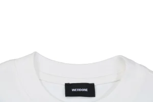 Neckline