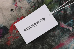 Logo tag