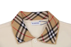 Neckline