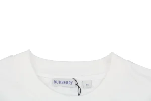 Neckline