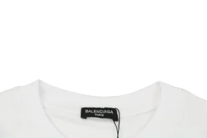 Neckline