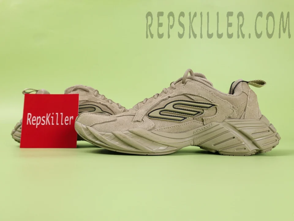 Balenciaga Monday Shoe in Beige