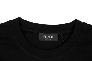 Neckline