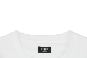 Neckline