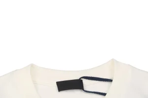 Neckline