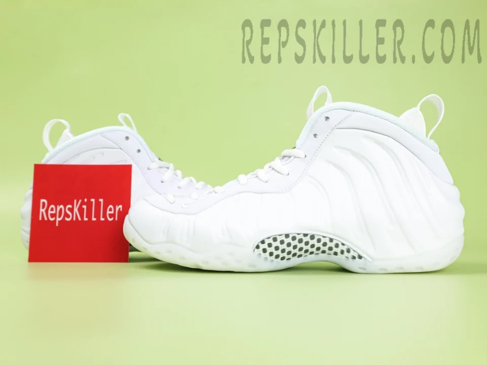 Nike Air Foamposite One “Triple White”