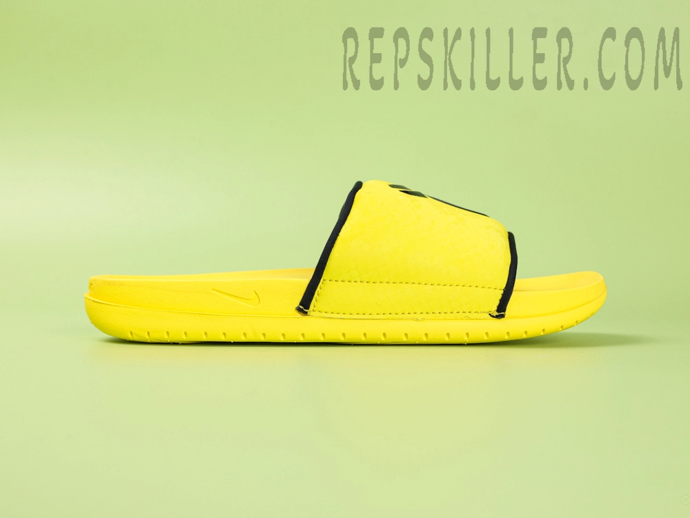 Kobe Offcourt Slide ‘Lightning’