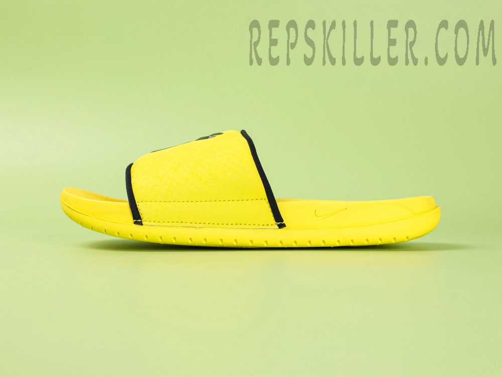 Kobe Offcourt Slide ‘Lightning’