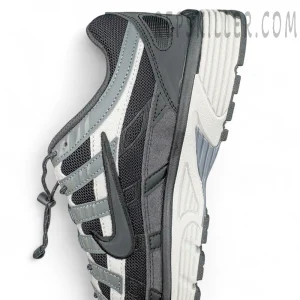 Shoe side