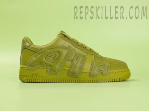 Shoe side