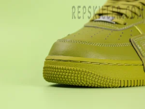 Toe cap