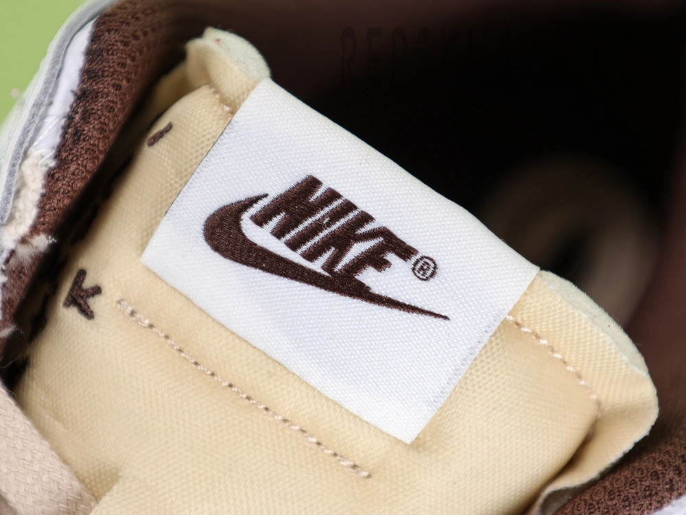 N1ke x Travis Scott Zoom Field Jaxx ‘Light Chocolate’