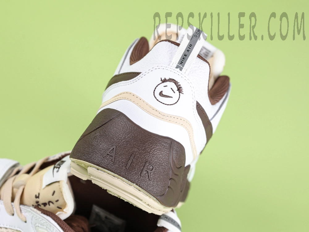 N1ke x Travis Scott Zoom Field Jaxx ‘Light Chocolate’