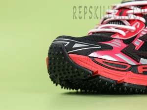 Toe cap
