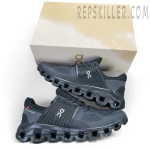On Cloud Swift Runner Black