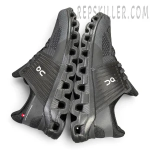 On Cloud Swift Runner Black