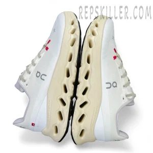 On Cloud Tilt Runner Beige:White1.jpg