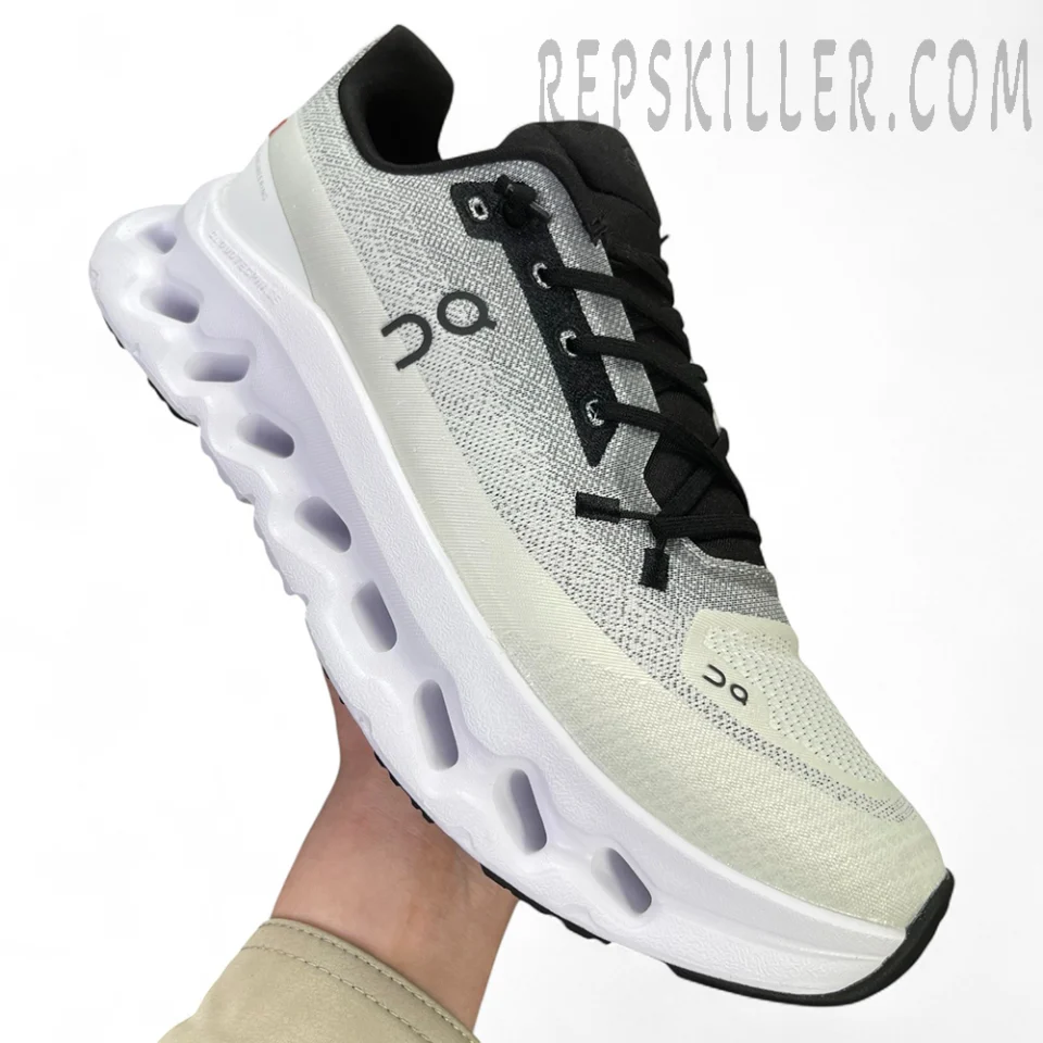 Shoe side