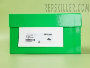Shoe box