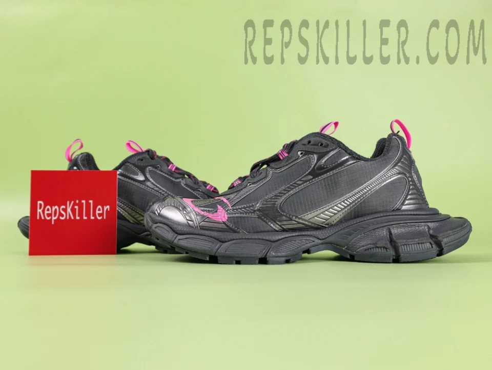 Balenciaga 3XL Runner Sneaker in Black/Grey/Pink