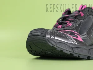 Toe cap