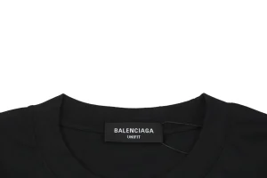 Neckline