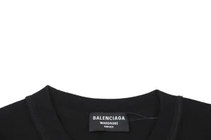 Neckline