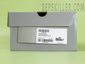 Shoe box