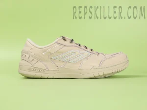 Shoe side