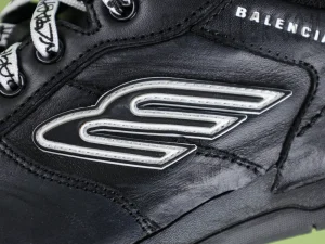 Balenciaga Hamptons Worn-out Sneaker in Black11