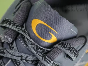 Balenciaga Hamptons Worn-out Sneaker in Grey:Yellow10